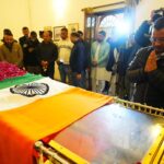 AAP National Convenor Arvind Kejriwal, Delhi CM Atishi, and MP Sanjay Singh pay final respects to former PM Dr. Manmohan Singh, offer floral tributes to his mortal remains