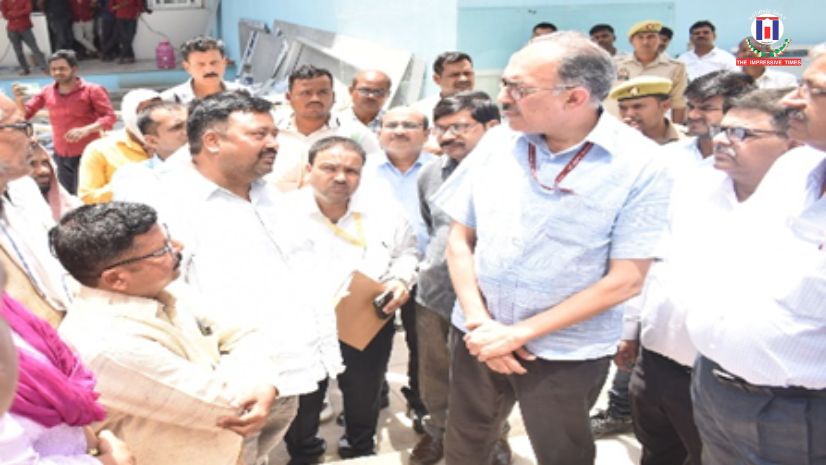 Union Fisheries Secretary, Dr. Abhilaksh Likhi Reviews Development of state of art Modern Fish Market in Chandauli, Uttar Pradesh under Pradhan Mantri Matsya Sampada Yojana