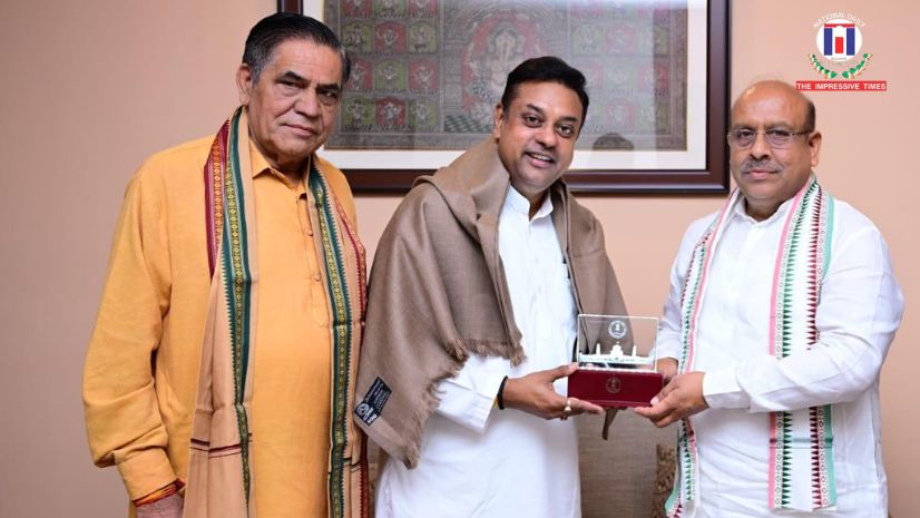 Courtesy Call by Shri Sambit Patra on Hon’ble Speaker of Delhi Legislative Assembly, Shri Vijender Gupta