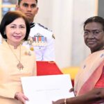 President Murmu Receives Credentials from Envoys of Six Countries