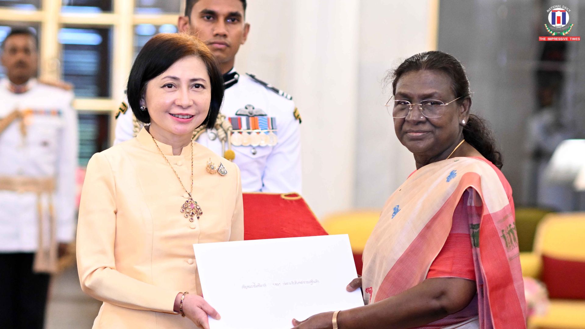 President Murmu Receives Credentials from Envoys of Six Countries