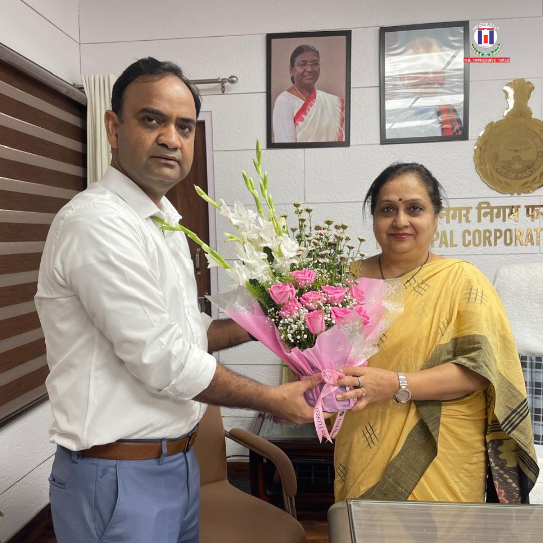 Dhirendra Khadgata Takes Charge as New Municipal Commissioner of Faridabad