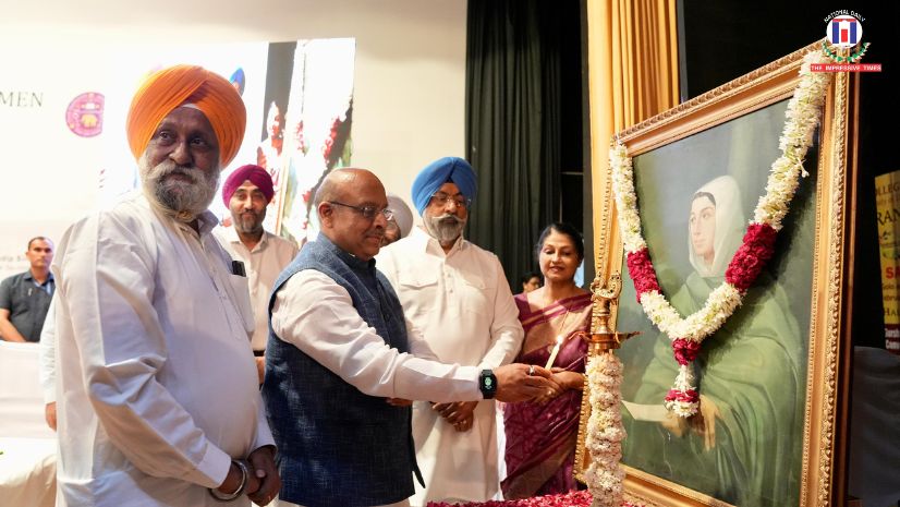 Speaker Vijender Gupta Felicitates Students at Mata Sundri College for Women’s Annual Day