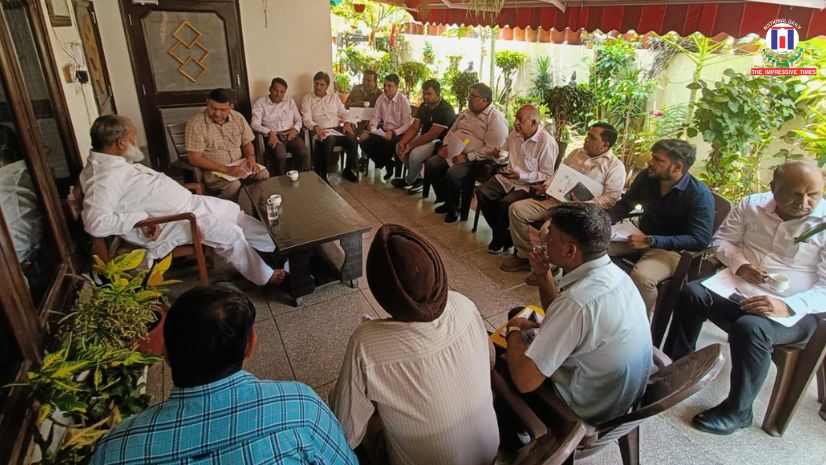 Anil Vij redressed to people grievances and directed officers to take prompt action