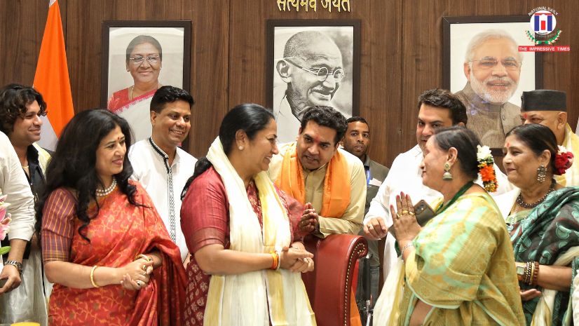 Minister Shri Kapil Mishra Holds Interactive Meeting with Artists to Promote and Preserve Art and Culture