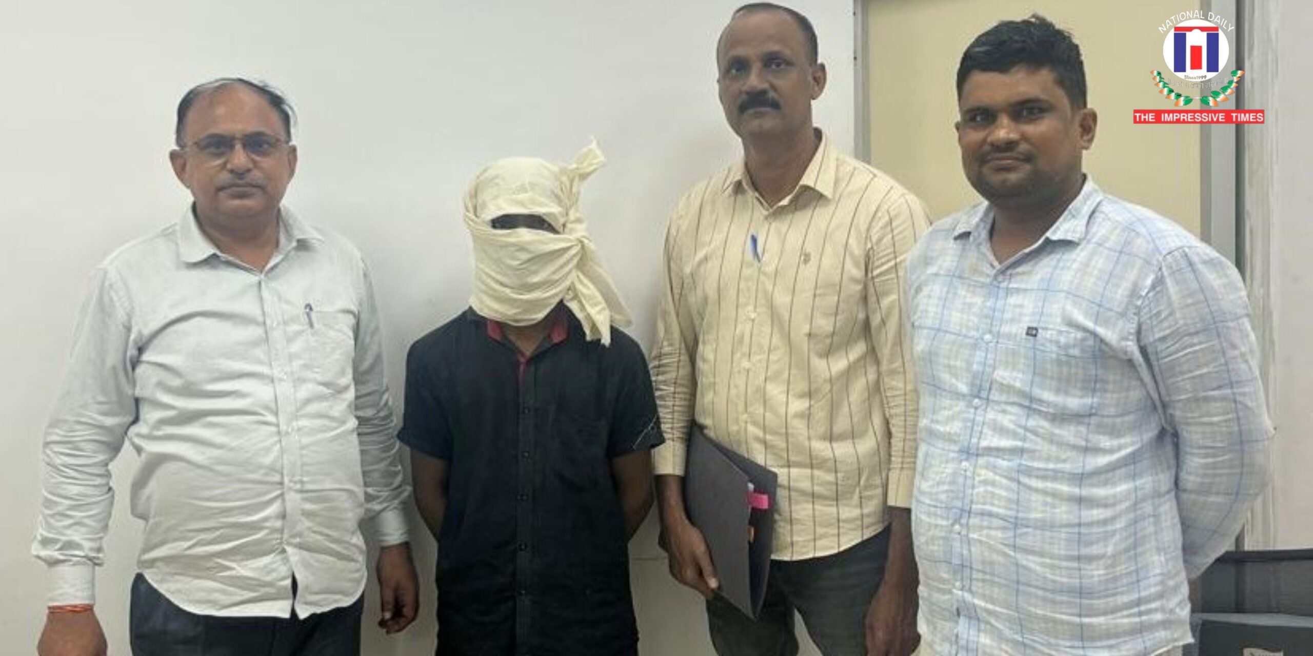 Cash Robbery Foiled: Armed Conspirator Nabbed by North District Special Staff