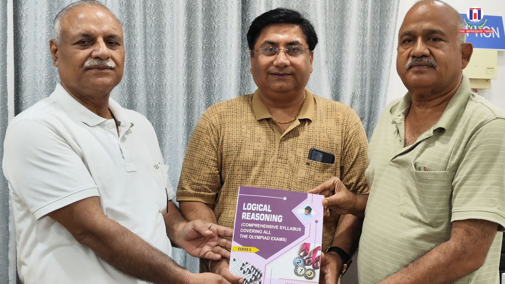 Vijay Garg’s Book titled, “Logical Reasoning “released Vicky Narula President of private schools association