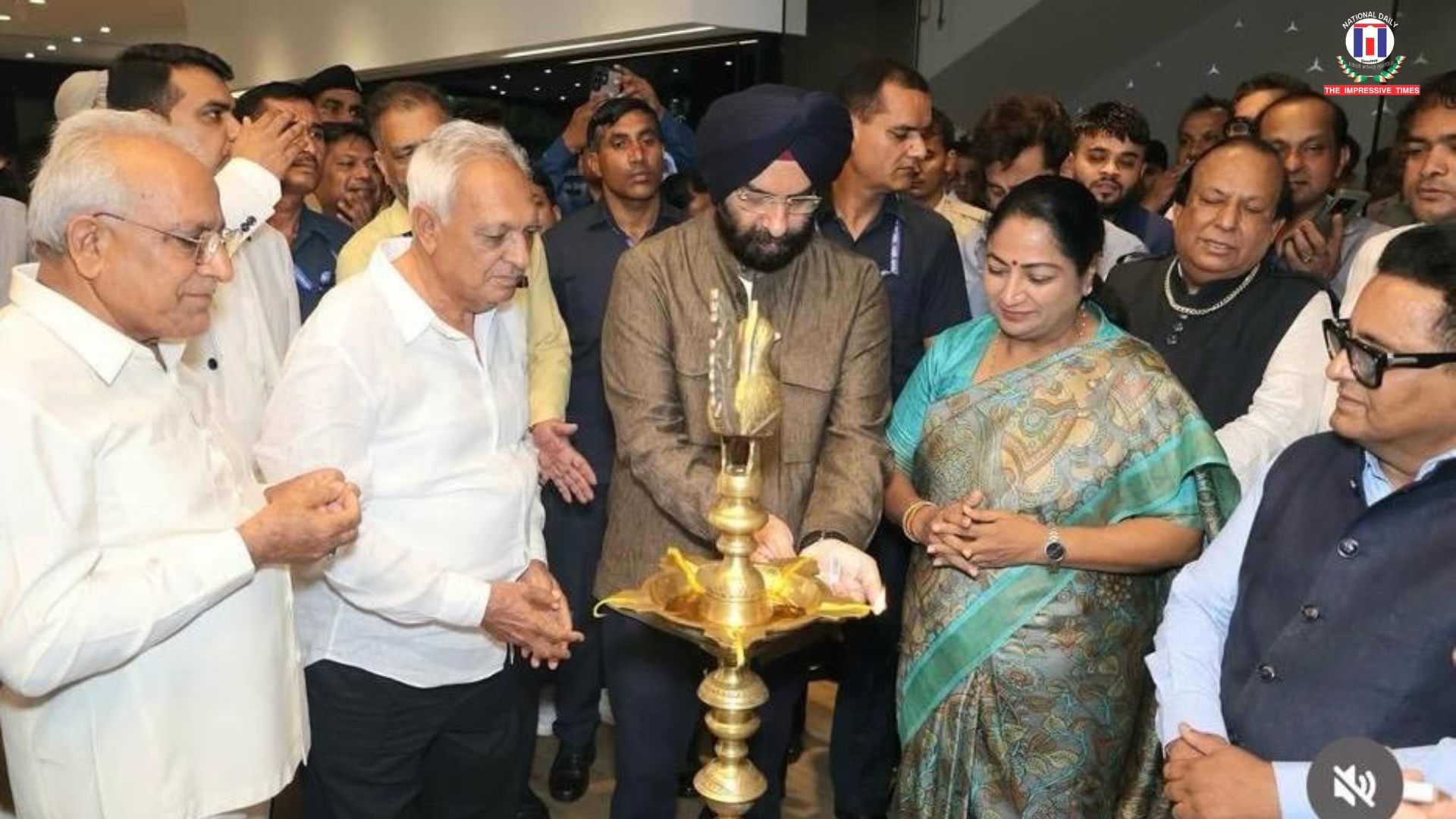 CM Rekha Gupta and Minister Manjinder Singh Sirsa visit Mercedes‑Benz Global Star showroom to review newly installed fast EV charger