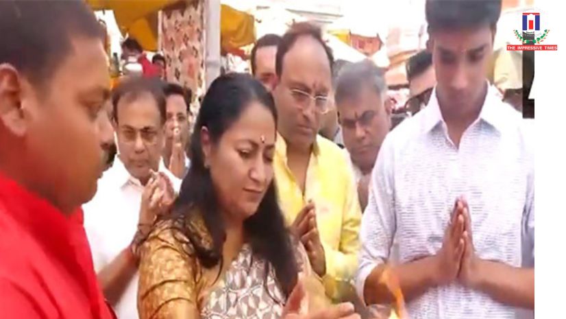 Delhi CM Rekha Gupta takes holy dip at Har Ki Pauri in Uttarakhand’s Haridwar