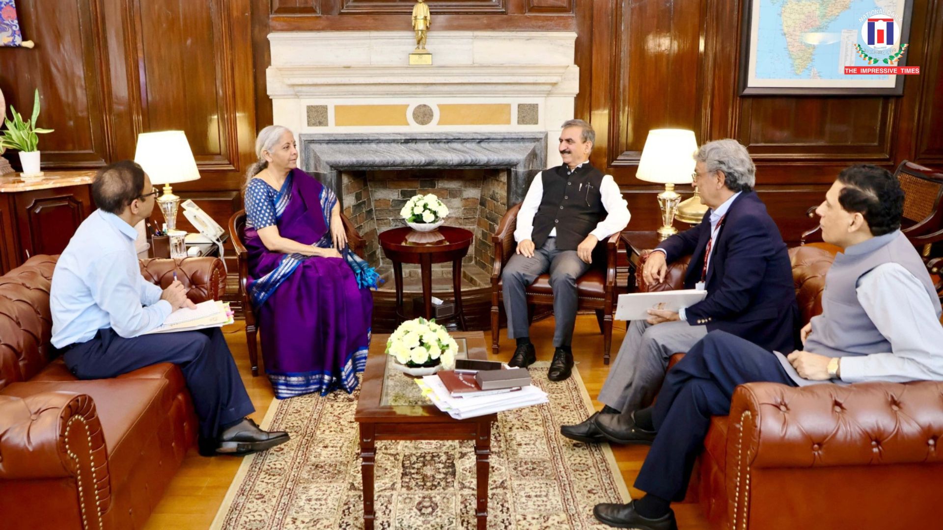 CM meets Union Finance Minister, urges for an increase in borrowing limit of Himachal