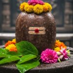 First Sawan Somwar 2025: Date, Puja Vidhi, Shubh Muhurat & Powerful Shiva Mantras to Follow This Holy Monday