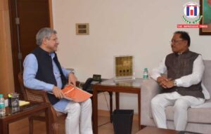 Chief Minister Vishnu Deo Sai Meets Union Railways Minister Ashwini Vaishnav