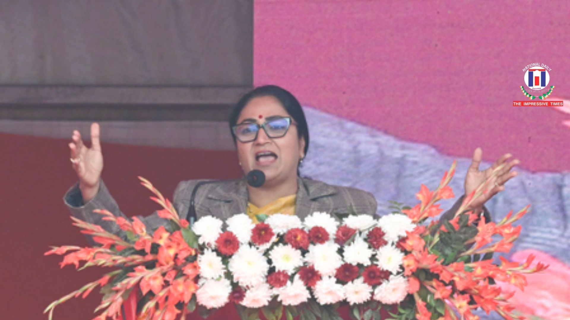 Shared Taxis and EVs Key to Pollution Control Strategy: CM Rekha Gupta