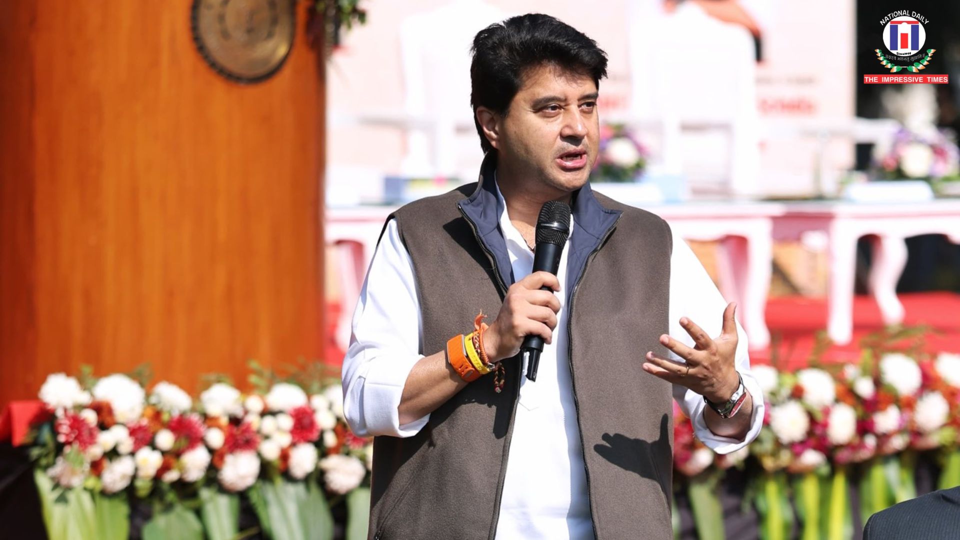 Jyotiraditya M. Scindia Engages IIT Delhi Students, Showcases India Post’s Digital Transformation Under ‘Bharat Sampark’ Initiative