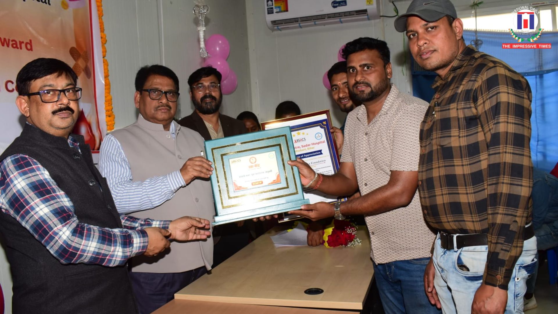 Ayachi Nagar Yuva Foundation Honored for Leading Blood Donation Drive in Madhubani