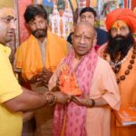 Yogi Adityanath Visits Ayodhya, Offers Prayers at Ram Temple and Hanumangarhi