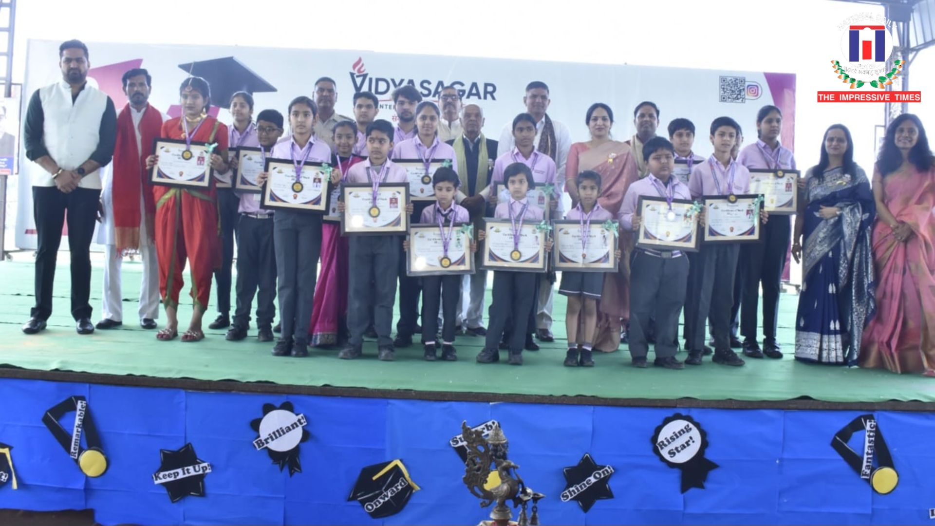 Vidyasagar International School, Gharora Felicitates Meritorious Students with Scholarships Worth Rs.10–12 Lakh