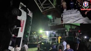 At Least 23 Killed as Bus Plunges into River in Bangladesh