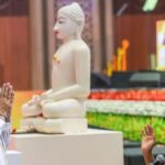 PM Modi Pays Tribute to Lord Mahavir Spirit of Peace and Compassion Celebrated Across India