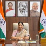 Chief Minister Rekha Gupta Extends Holi Greetings to the People of Delhi