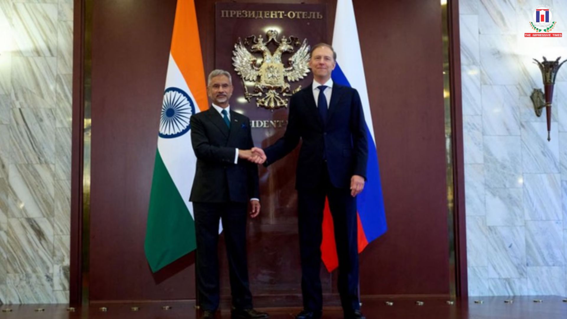 Russia Says Its Firms Can Increase Oil and LNG Supplies to India Strengthening Strategic Energy Cooperation