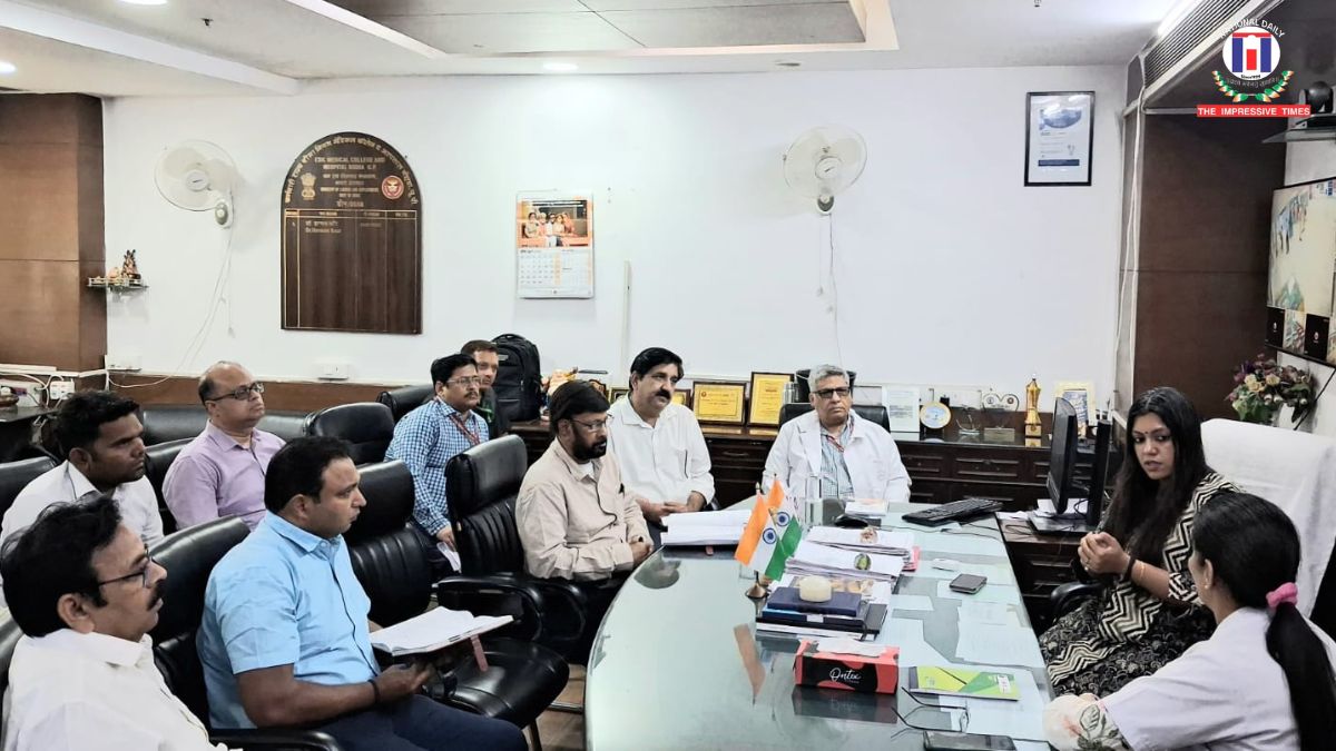 GBN DM Medha Roopam Inspects ESIC Hospital Noida, Reviews Healthcare Services for Workers