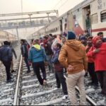 Curiosity Turns Fatal: Five Killed in Twin Train Incident in Prayagraj