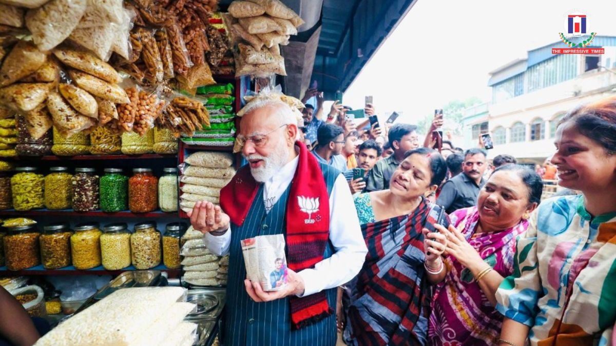 PM Modi’s Jhalmuri Stop in Jhargram: Shopkeeper’s One Regret That Became a Lifetime Story