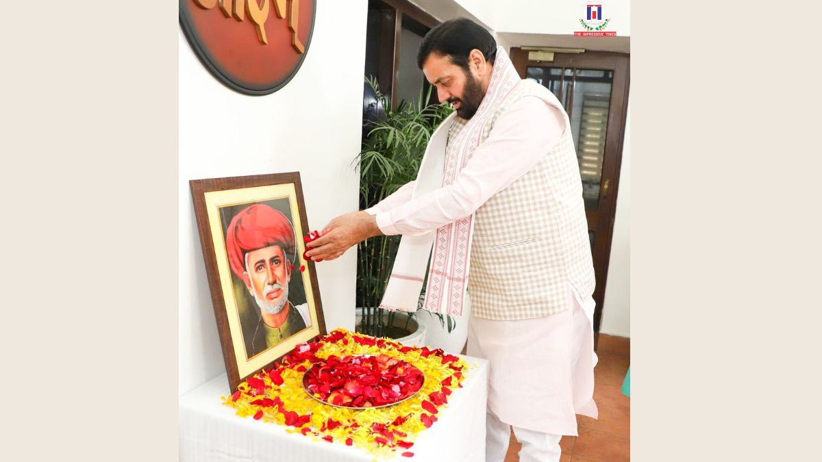 Haryana CM Remembers Jyotiba Phule, Praises His Fight for Equality