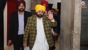 Punjab CM Bhagwant Mann Heads to Delhi to Petition President Over AAP MPs’ Shift to BJP