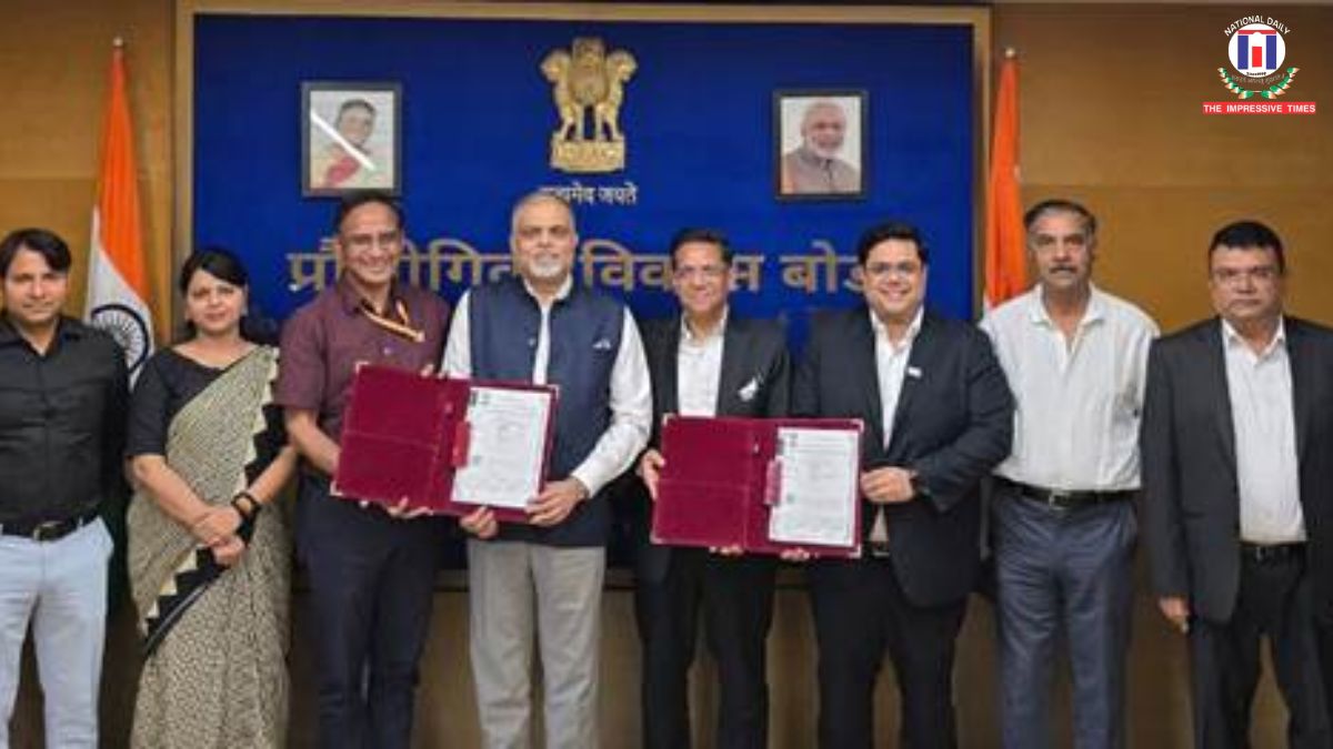 Govt Backs Indigenous CNG Cylinder Project to Boost Clean Mobility Mission