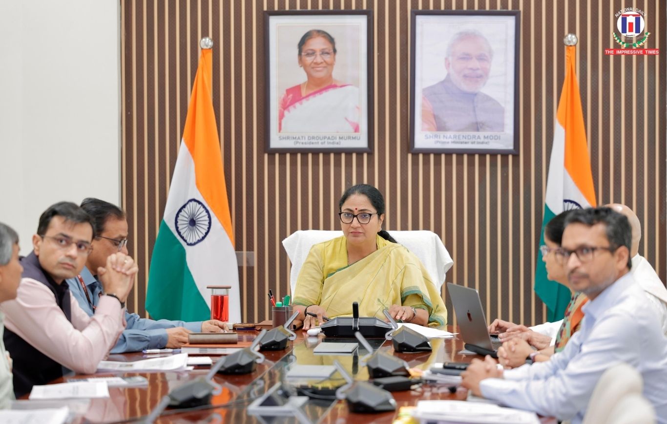 CM Rekha Gupta’s Major Initiative: 96,000 Street Lights in Delhi to be Converted into Smart LEDs