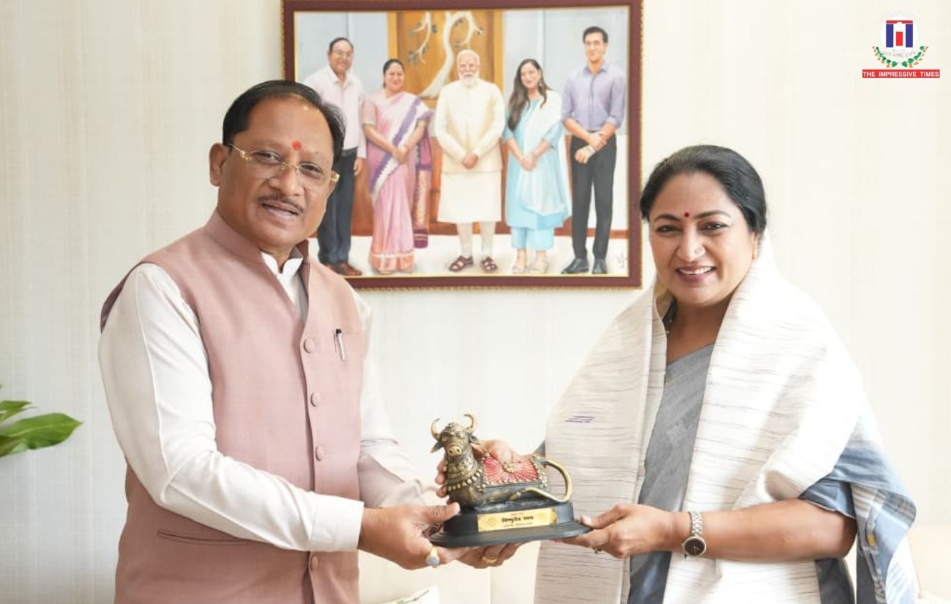 Chhattisgarh CM Vishnu Deo Sai Pays Courtesy Visit to Delhi CM Rekha Gupta in New Delhi