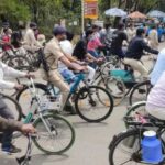 Delhi Cyclists Struggle on Unsafe Roads Without Dedicated Cycle Lanes