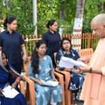 CM Yogi Adityanath Meets 200 People During Janata Darshan, Directs Officials to Ensure Welfare Benefits Reach Every Eligible Citizen