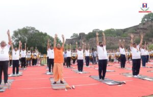 Yogi Adityanath Leads Grand Yoga Day Celebrations in Jhansi