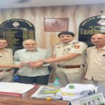 Operation Vishwas: North-West Delhi Police Recover 1007 Lost and Stolen Mobile Phones, Return Them to Citizens