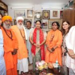 Delhi CM Rekha Gupta Marks Guru Purnima with Prayers at Maharishi Valmiki Temple, Highlights Importance of Gurus