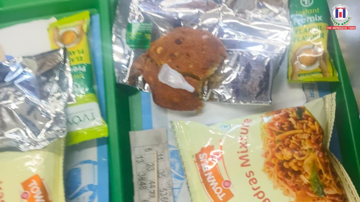 Adhesive Gel Packet Found in Meal Served on Vande Bharat Express, Passenger Raises Food Safety Concern