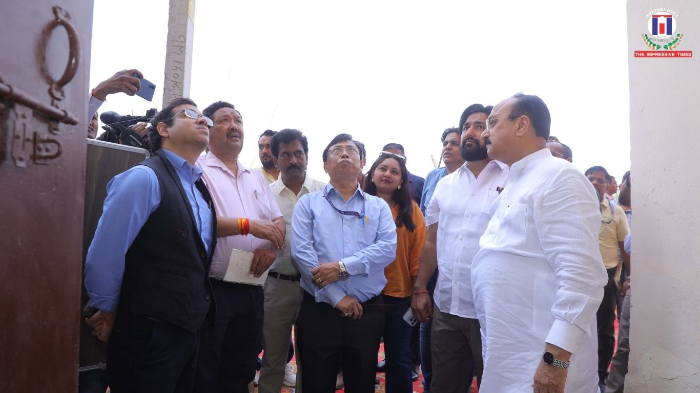 Ashish Sood Reviews Bhalswa EWS Housing Project, Says Upgraded Flats to Be Allotted in Phases