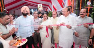 Rekha Gupta Launches Smart Waste Collection System in West Delhi, Flags Off 917 Sanitation Vehicles