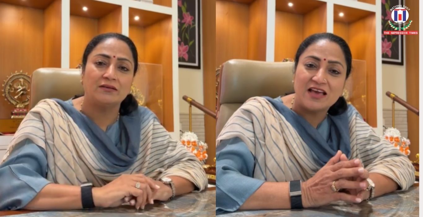 Delhi CM Rekha Gupta Orders Strict Action Over Medicine Denial Video