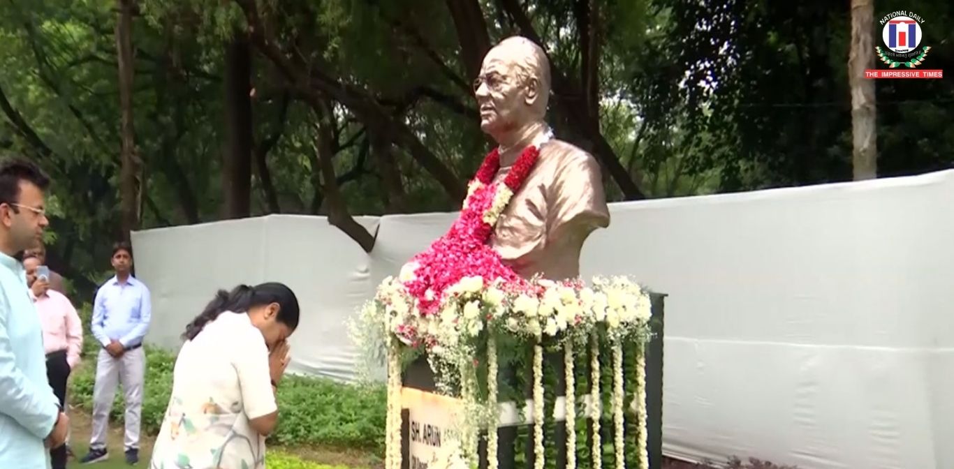 Delhi CM Rekha Gupta Remembers Arun Jaitley on Death Anniversary, Calls His Legacy an Inspiration