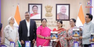 CM Rekha Gupta Unveils Finisher Medal for Vedanta Delhi Half Marathon 2026