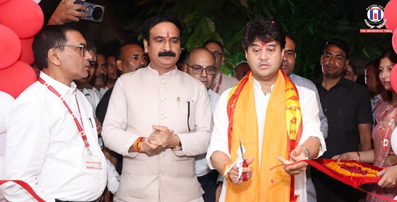 Scindia Inaugurates Renovated Guna Head Post Office in Madhya Pradesh