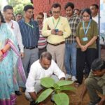 MoS Dr L. Murugan Participates in Swachhata Hi Seva Activities at IIMC