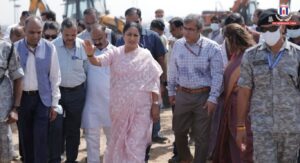 CM Rekha Gupta Inspects Okhla Landfill Site, Stresses Scientific Waste Management to Free Delhi from ‘Mountains of Garbage’