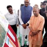 CM Yogi Announces Embankment Project to Curb Gomti Flooding