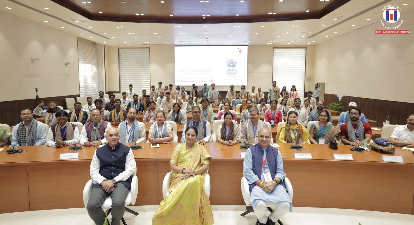 CM Rekha Gupta interacts with 84-member Tamil Nadu delegation visiting Delhi under ‘Ek Bharat Shreshtha Bharat’